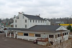 Perkiomen Bridge Hotel.jpg