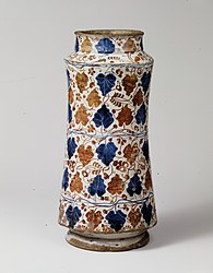 Apothekerspot uit Valencia, ca. 1435-75, Metropolitan Museum of Art, New York[29]