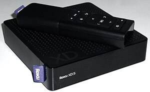 English: Photograph of Roku XDS player with re...