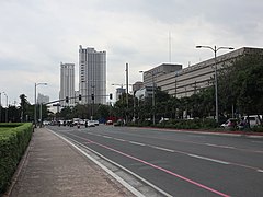 Roxas Boulevard, Vito Cruz