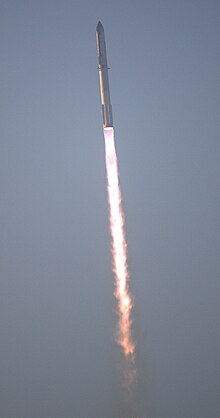 Starship during the second integrated flight attempt Starship-IFT2-ascent (cropped).jpg