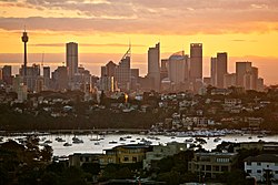 Linea dell'orizzonte al tramonto della città di Sydney