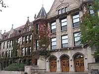 The University of Chicago Laboratory Schools, a private day school run by the university University of Chicago Laboratory Schools exterior.jpg