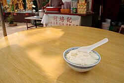 10 Thousand Buddhas Monastery 豆腐花 Bean Curd 2.jpg