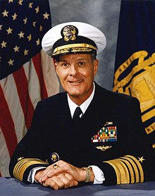 Адмирал Чарльз Ларсон - официальный портрет суперинтенданта Военно-морской академии США.jpg