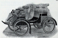 Der Alldays Traveller ähnelt technisch dem De Dion-Bouton Vis à-Vis Type D, 402 cm³, 80 × 80 mm mit 3½ PS (1901)