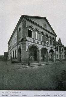 Mairie de Brumath − photo noir et blanc