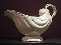 1770s sauceboat, attributed to Leeds; the twisted handle is characteristic.[15]