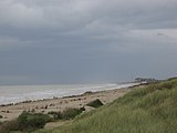 La plage entre Le Coq-sur-Mer et Wenduine (station balnéaire visible à l'arrière-plan).