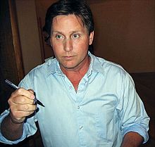 Emilio Estevez Venice 2006 crop.jpg