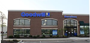English: Goodwill Industries thrift shop, 4193...