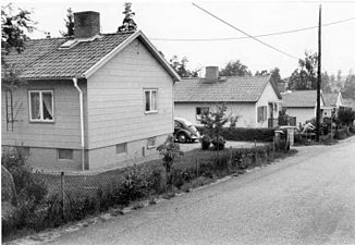 Villabebyggelsen vid Skogstorp 1965, med Trimvägen åt väster mellan Skogstorpsvägen och Bolindervägen