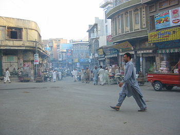 English: Taj Chowk, A street in Mingora, Pakistan.