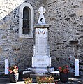 Le monument aux morts.