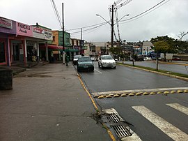 Avenida Ivo Jangada no centro urbano de Imbaú.