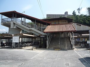 车站大楼（2011年7月24日）
