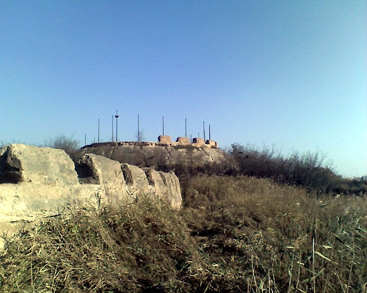 File:Taku Fort 2006.jpg