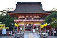 津島神社的樓門