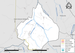 Carte en couleur présentant le réseau hydrographique de la commune