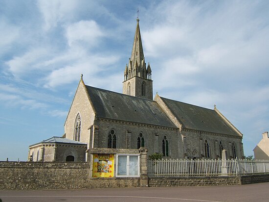 L’église Saint-Martin de Monfréville dans le Calvados.