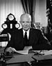 Ейзенхауер в Овальному кабінеті 29 лютого 1956