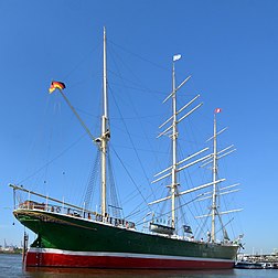 Le trois-mâts barque Rickmer Rickmers. (définition réelle 2 716 × 2 716)