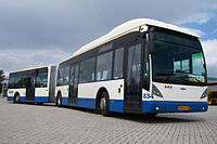 ​ ​ De laatste generatie BBA-bussen hadden een witte basis met blauwe schortplaten, met op sommige bussen een gele, rode, groene of blauwe streep aan de zijkant net boven de raamlijn.