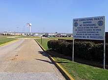 [Image: 220px-Kilby_Correctional_Facility_Mt_Meigs_Alabama.JPG]
