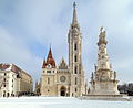 Matthiaskirche mit Dreifaltigkeitssäule