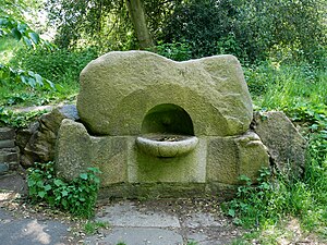 The Motherstone, Greenwich Park llaqtapi pawqar mit'amanta mikhusqa upyana pukyu