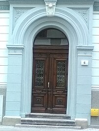 Door portal