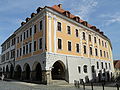 Gasthof Brauner Hirsch in geschlossener Bebauung, Eckhaus