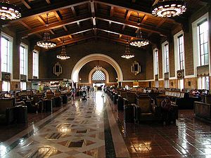 English: Waiting room of Union Station, Los An...