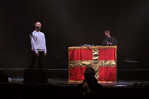 Familjen on stage, March 2008.
