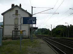 Gare de Byans, vue en direction de Mouchard