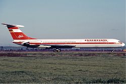 Iljušin Il-62 na letišti Řím-Fiumicino, 1988