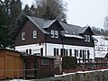 Einzeldenkmal der Sachgesamtheit Schneeberger Revier: ehemalige Kobaltkammer (Blockhaus) – (siehe auch Sachgesamtheit 09301518)