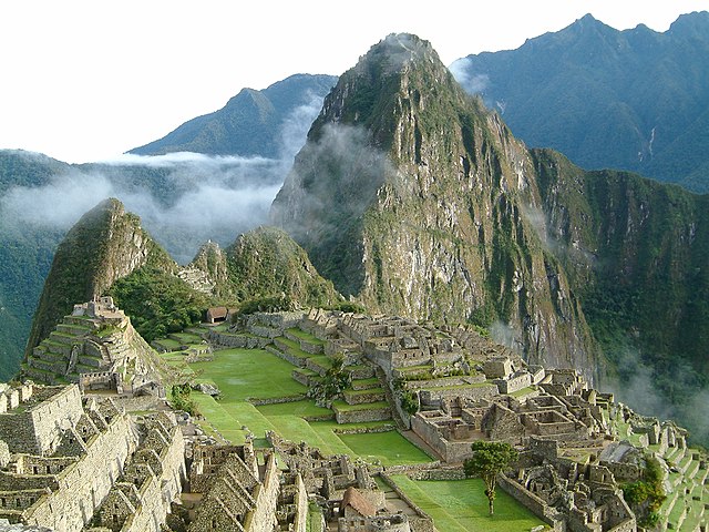 Peru Machu Picchu Sunrise 2