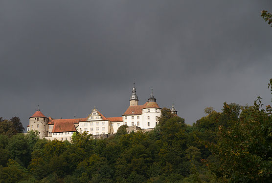 Schloss Langenburg von Bächlingen aus gesehen.