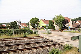 Bahnübergang in Untersteinbach (2022)