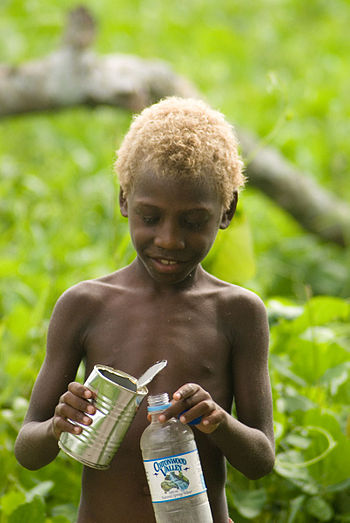 English: Blond Vanuatu boy