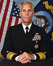 Вице-адмирал Ричард П. Снайдер.jpg