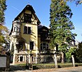 Einzeldenkmal der Sachgesamtheit Blasewitzer Waldpark- und Villenanlage (Obj. 09213805): Villa mit kleinem Gartenhaus, Villengarten und Einfriedung