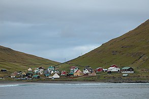 胡萨维克村