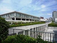 広島平和記念資料館 及び広島国際会議場 資料館は奥2つの建物