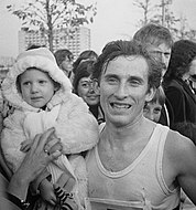 Karel Lismont – als Neunter des zweiten Vorlaufs schied er aus – eine Woche später gewann er Silber im Marathonlauf