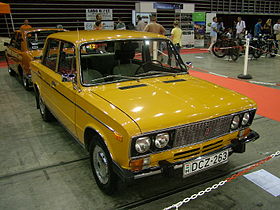 Lada 1600, produced in 1978, at the I. International Oldtimer and Youngtimer Festival, Budapest, 2011.jpg