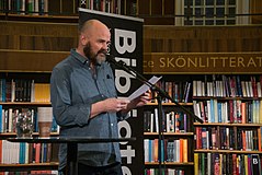 Lars Hermansson på Poesimässan 2018 på Stockholms Stadsbibliotek.