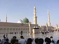 מסגד הנביא בעיר מדינה בו קבור מוחמד הוא השני בקדושתו באיסלאם