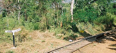 Điểm bắt đầu sử dụng thanh răng đường sắt tại Kallar